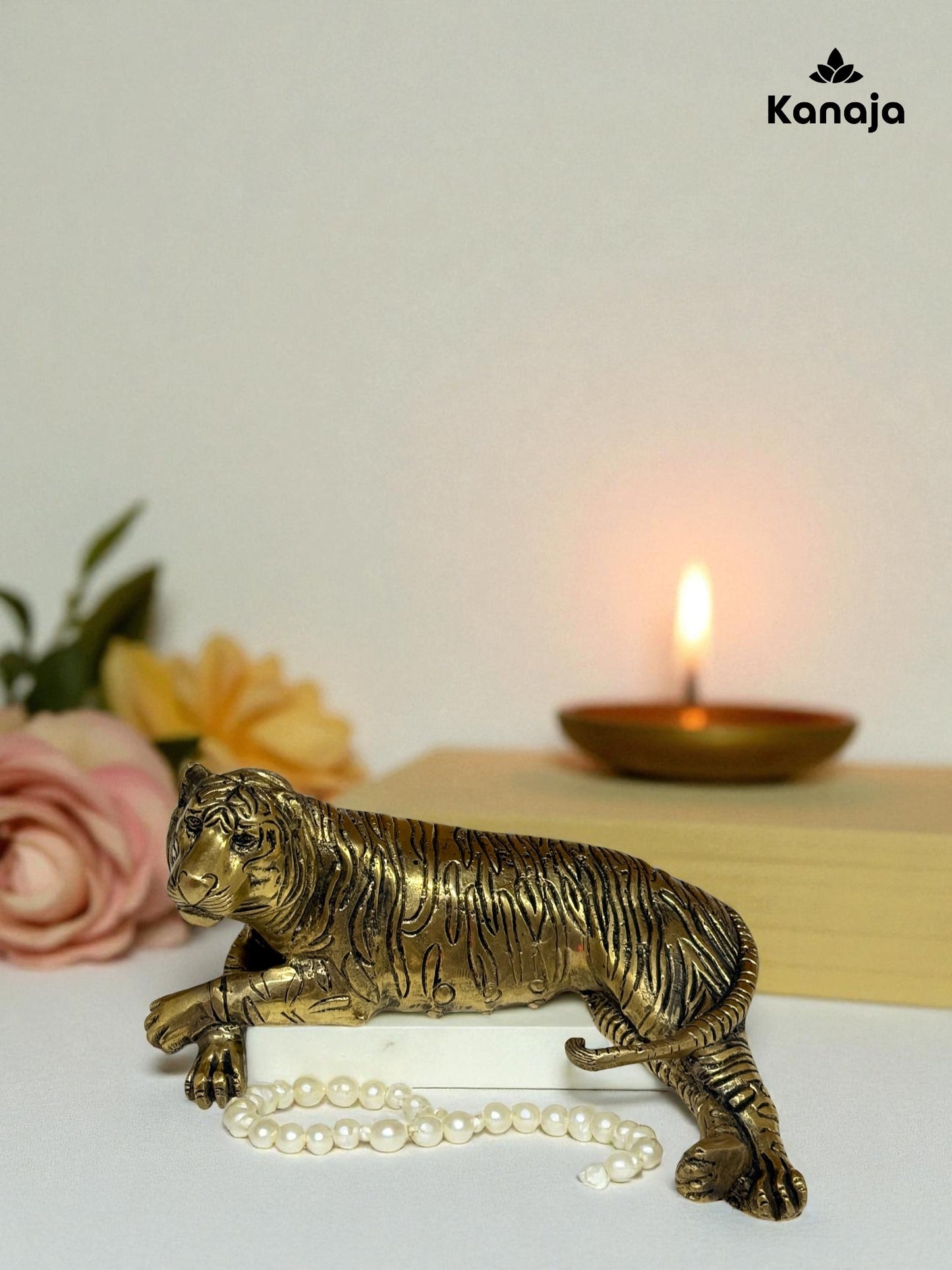 Golden Tiger Statues - A Symbol of Strength and Prosperity