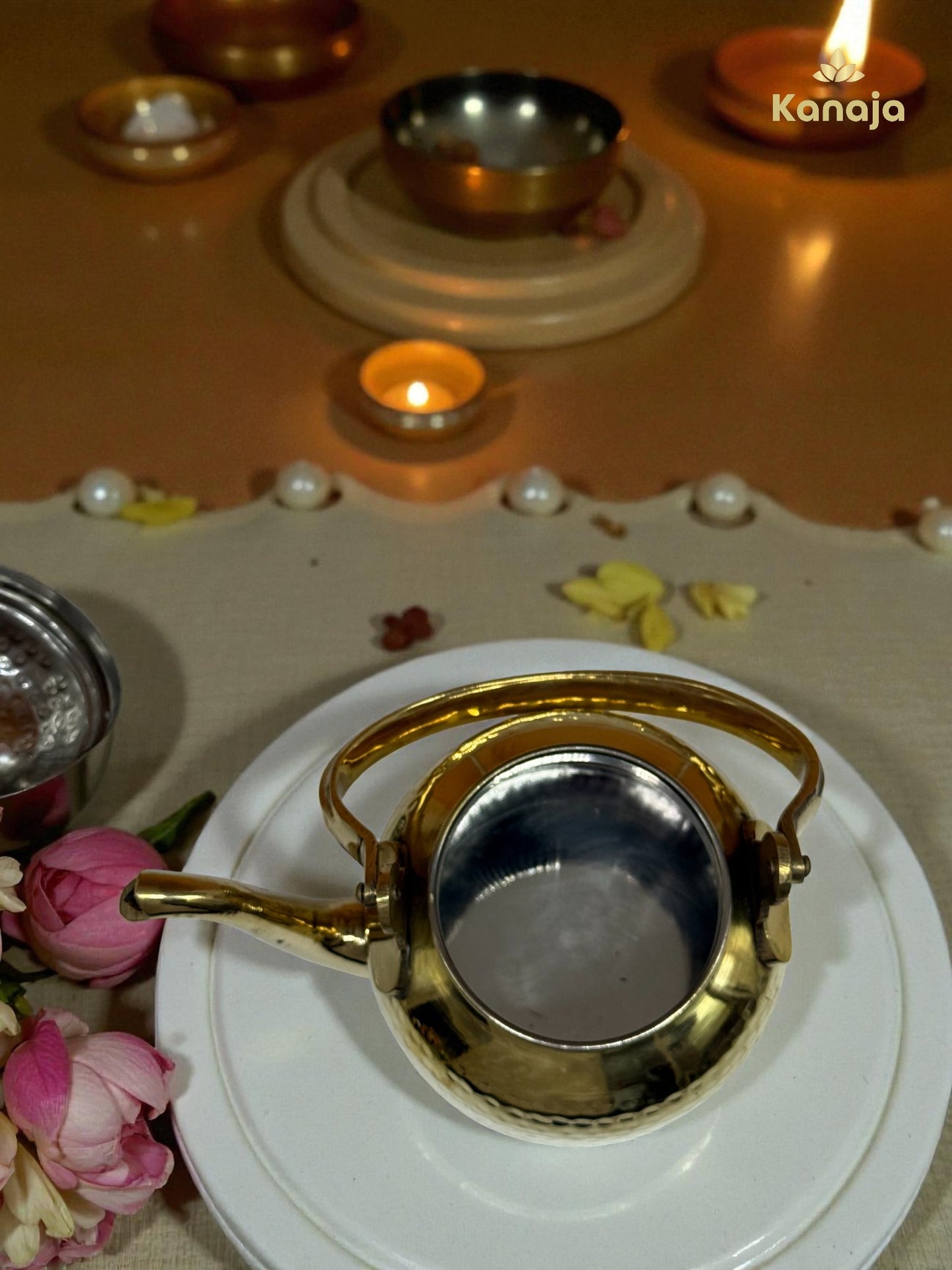 Handcrafted Brass Hammered Tea Kettle / Water Pot