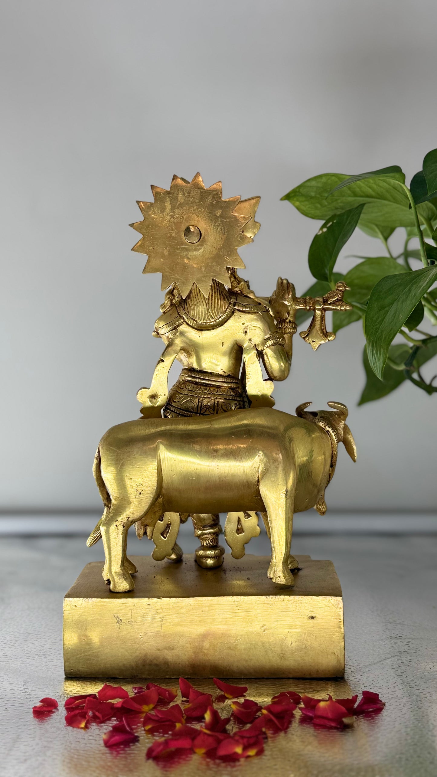 Handcrafted Brass Lord Krishna with Kamdhenu Cow - A Symbol of Love and Prosperity