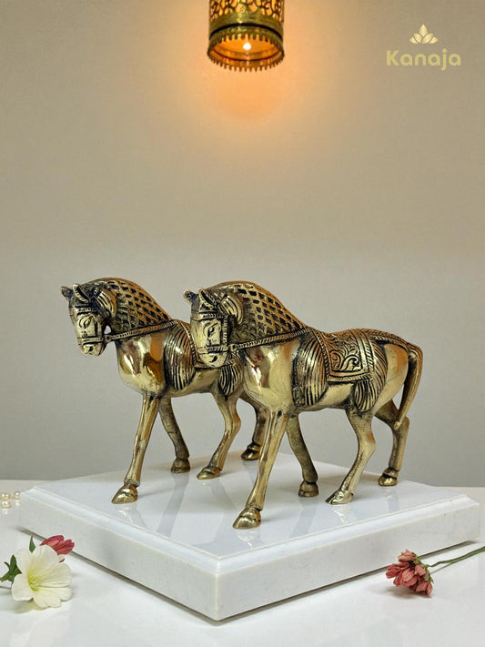 Pair of Regal Golden Horse Figurines – Symbols of Power and Progress