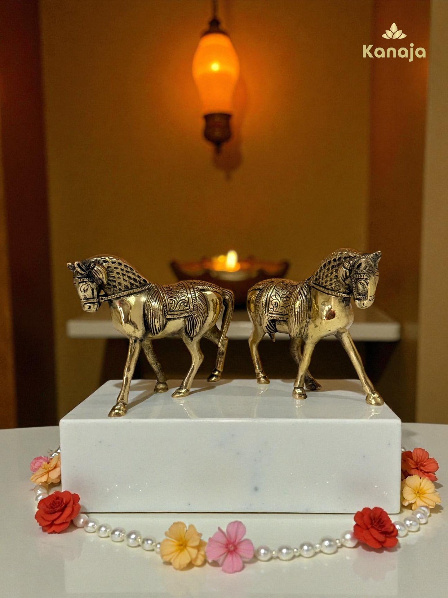 Pair of Regal Golden Horse Figurines – Symbols of Power and Progress