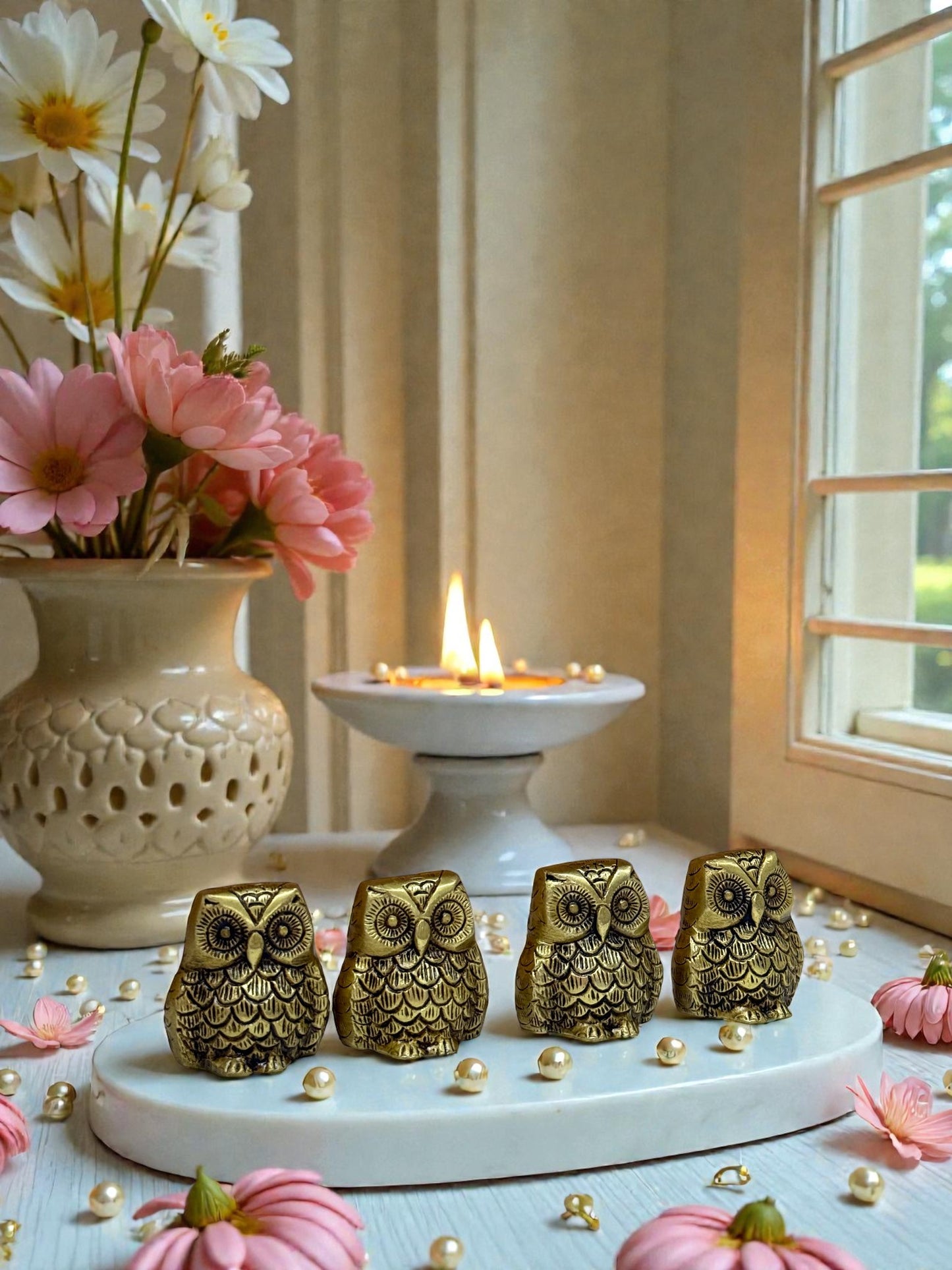 Charming Golden Owl Figurine - A Symbol of Wisdom and Intuition