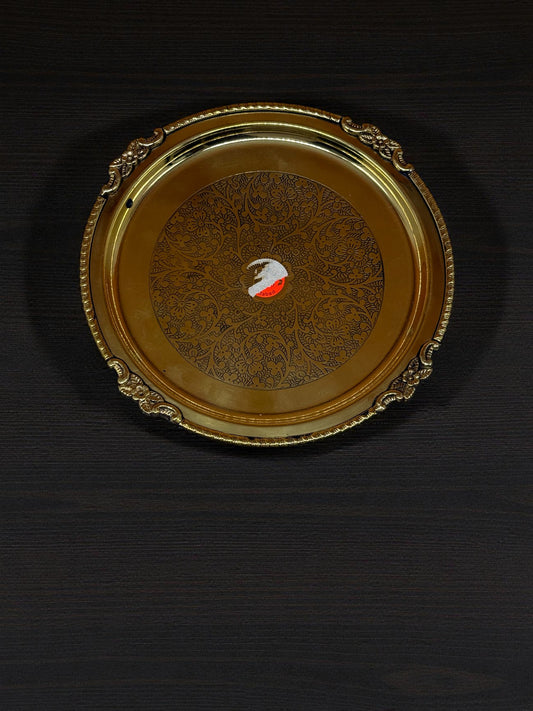 Exquisite Hand-Etched Brass Serving Tray – Ornate Oval Design