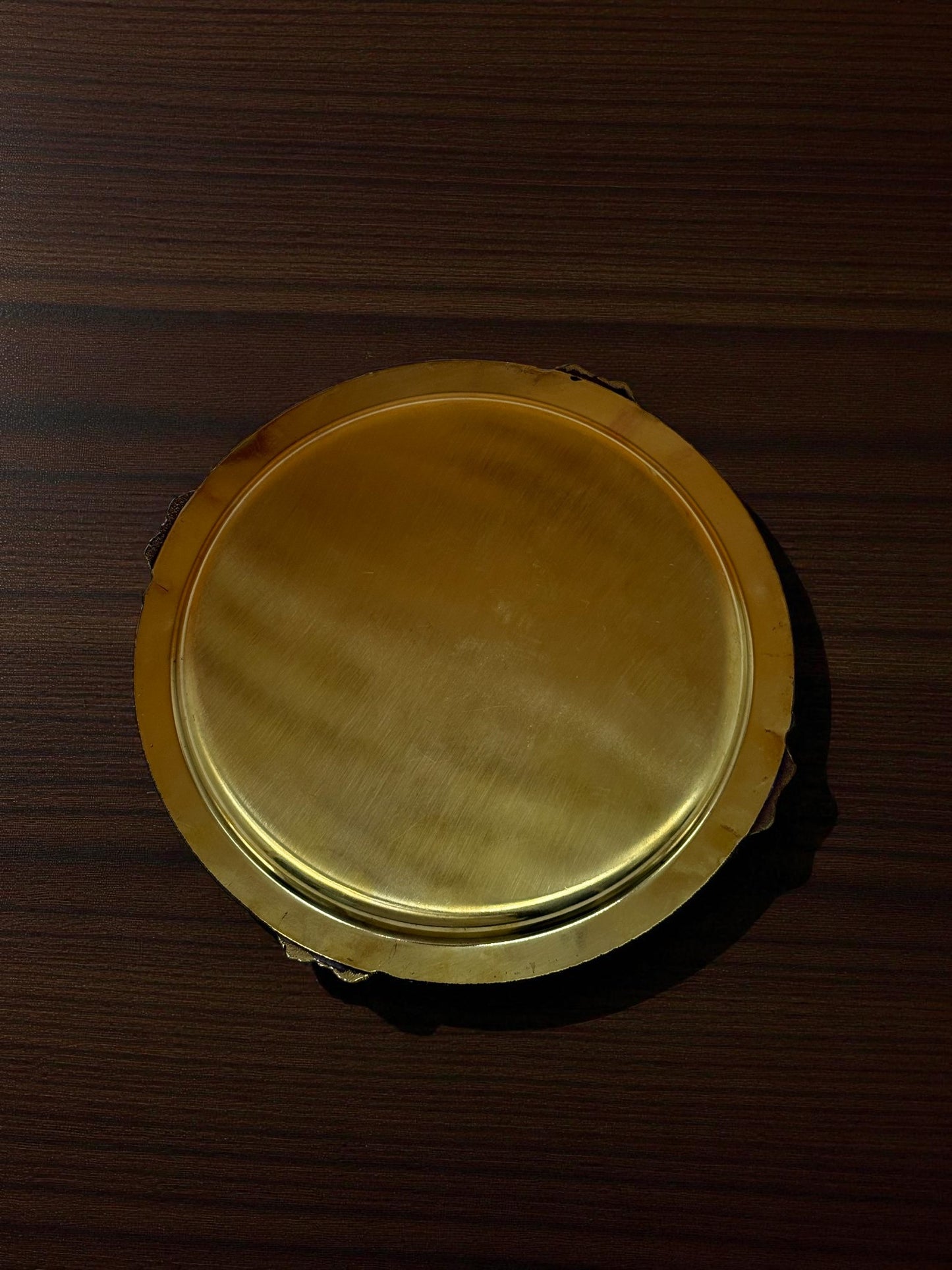 Exquisite Hand-Etched Brass Serving Tray – Ornate Oval Design