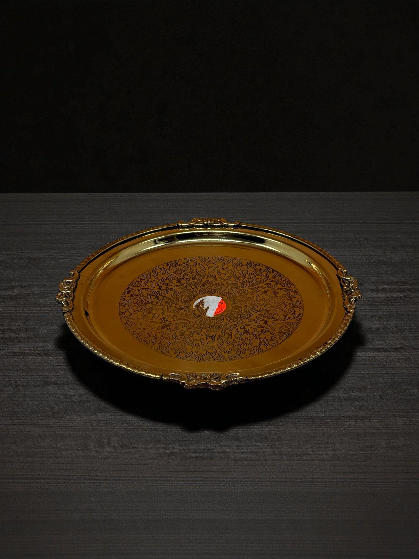 Exquisite Hand-Etched Brass Serving Tray – Ornate Oval Design