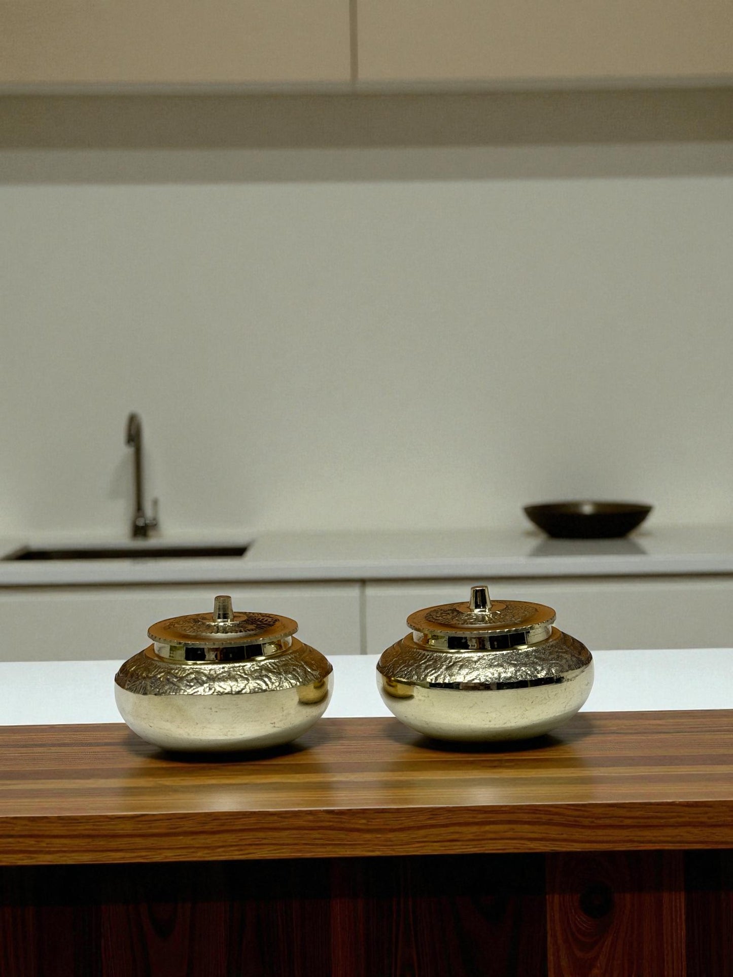 Pair of Engraved Brass Trinket Boxes – Antique Gold Finish Decorative Jars (Set of 2)