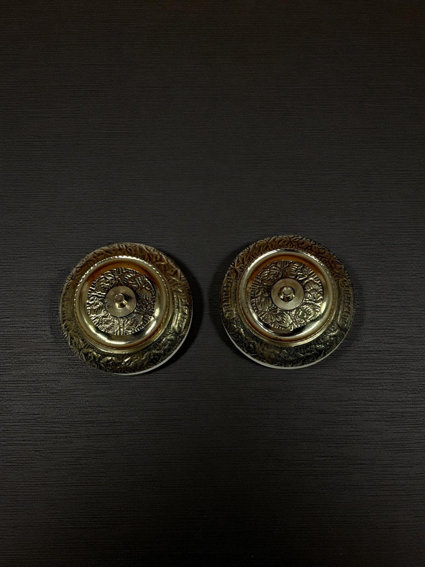 Pair of Engraved Brass Trinket Boxes – Antique Gold Finish Decorative Jars (Set of 2)