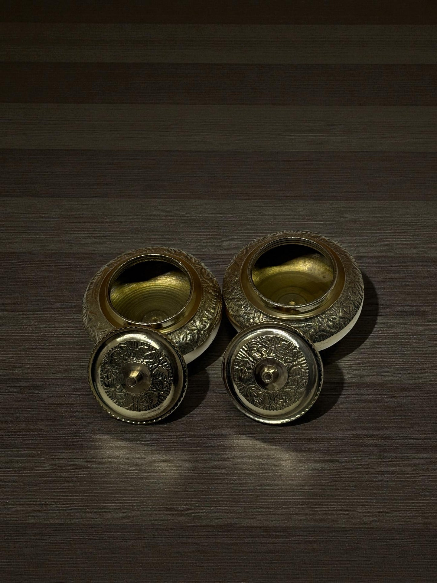 Pair of Engraved Brass Trinket Boxes – Antique Gold Finish Decorative Jars (Set of 2)
