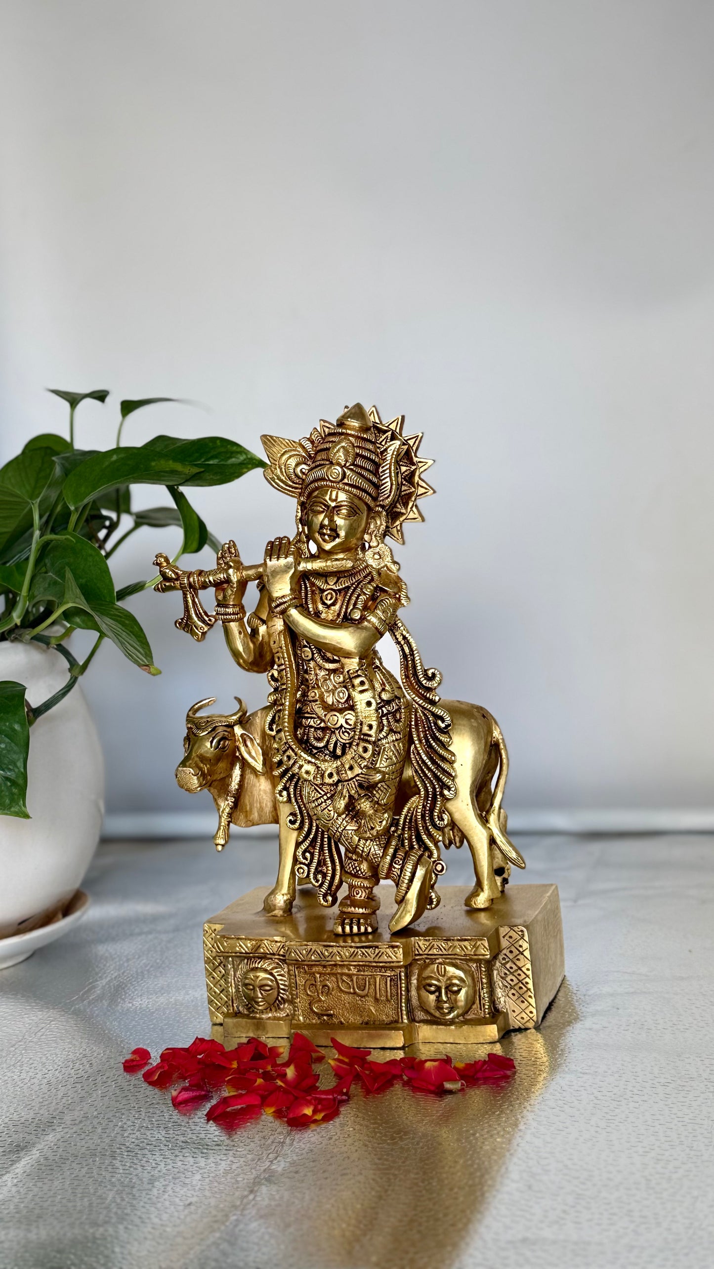 Handcrafted Brass Lord Krishna with Kamdhenu Cow - A Symbol of Love and Prosperity