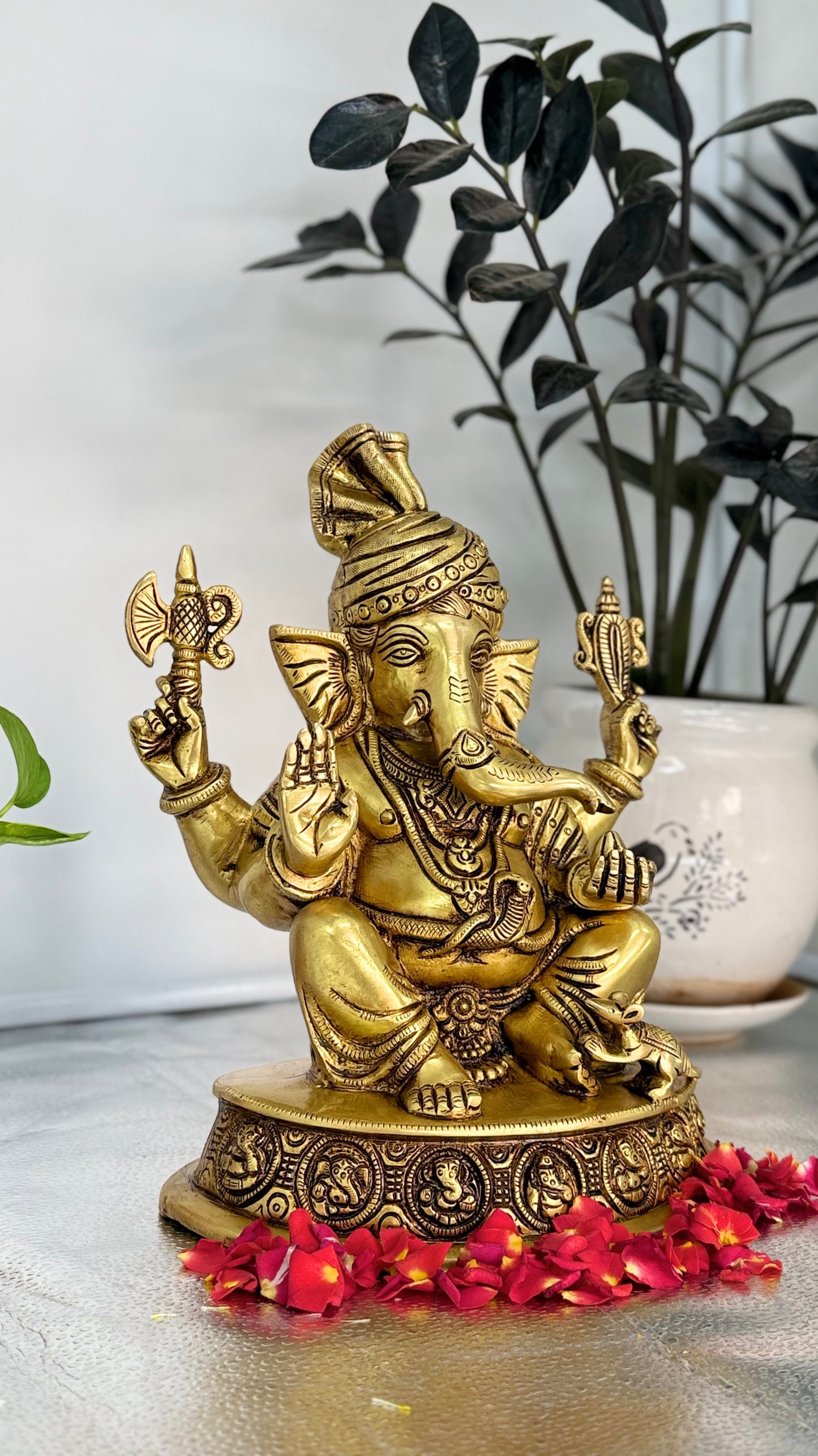 Exquisite Handcrafted Brass Ganesha Idol – Symbol of Wisdom, Prosperity & New Beginnings