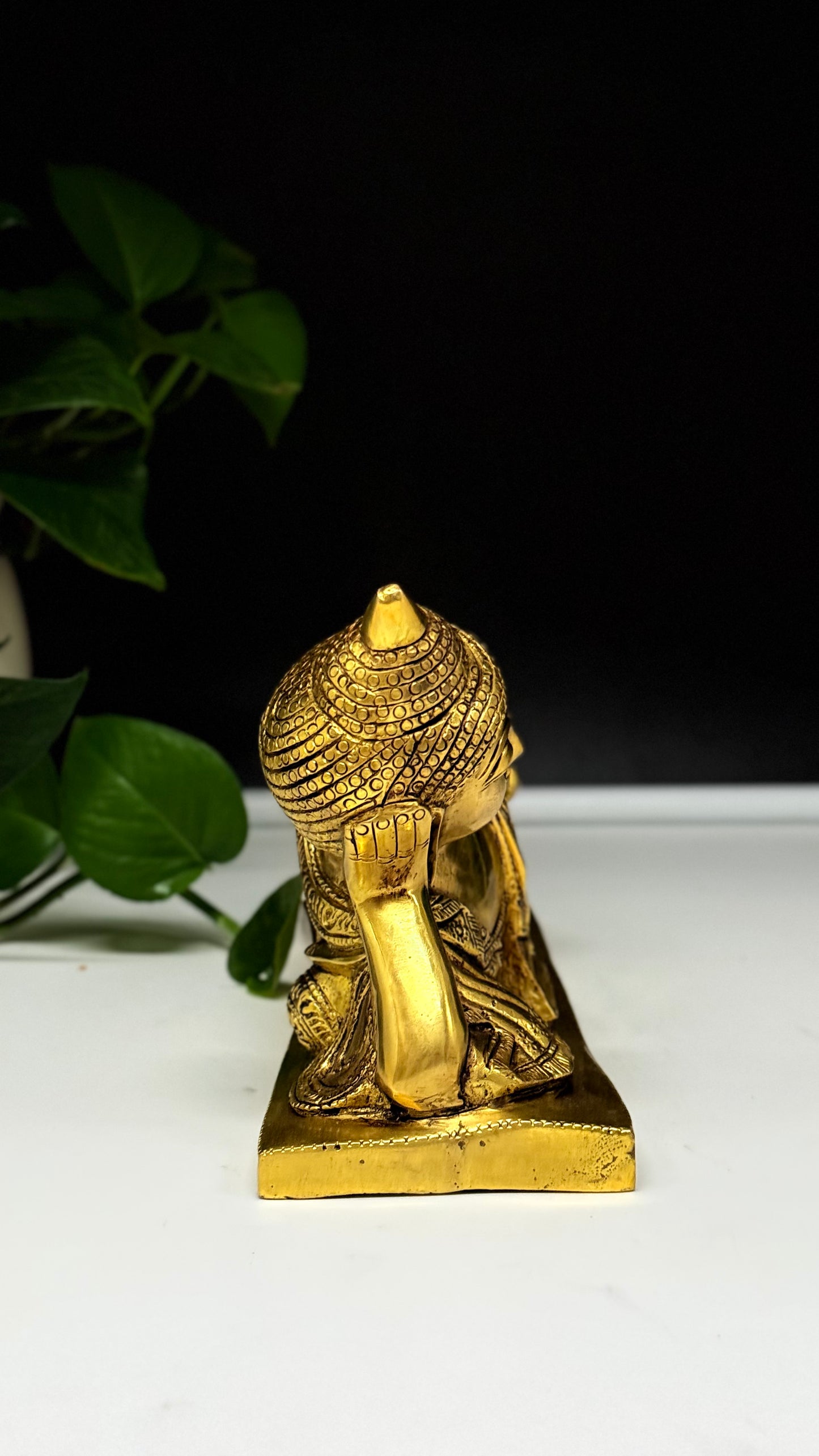 Handcrafted Brass Reclining Buddha - A Masterpiece of Calm