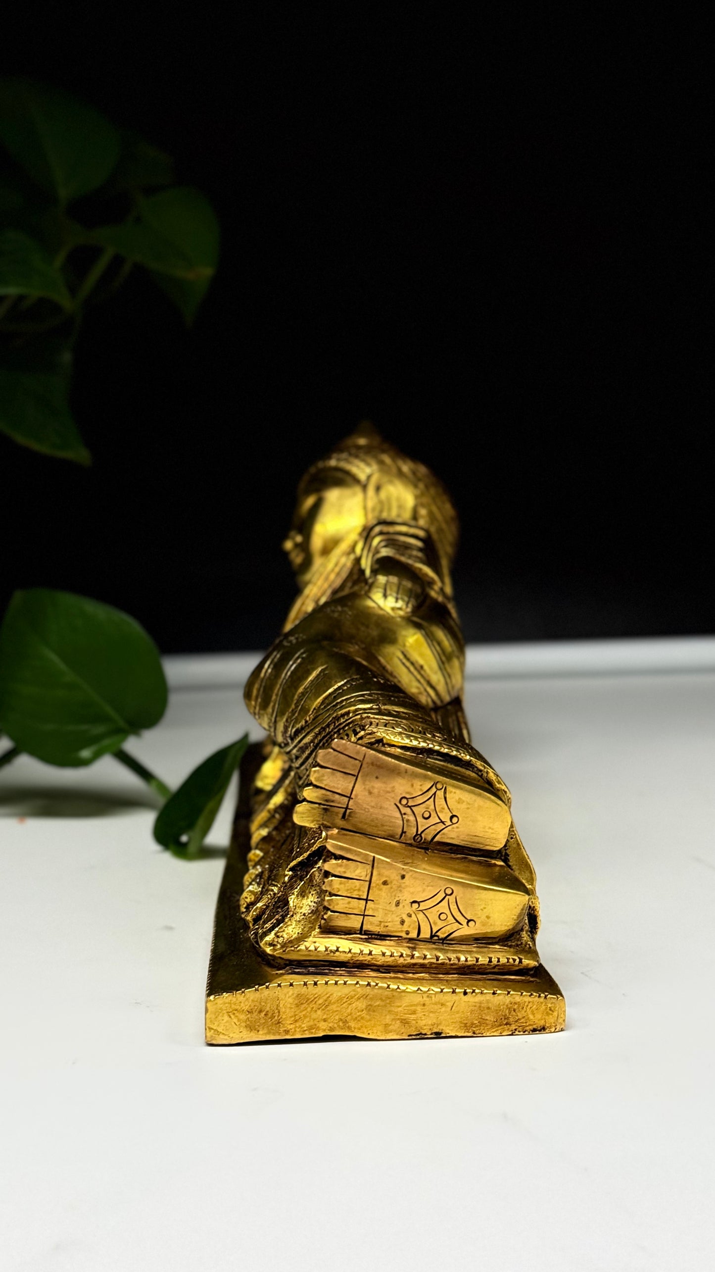 Handcrafted Brass Reclining Buddha - A Masterpiece of Calm