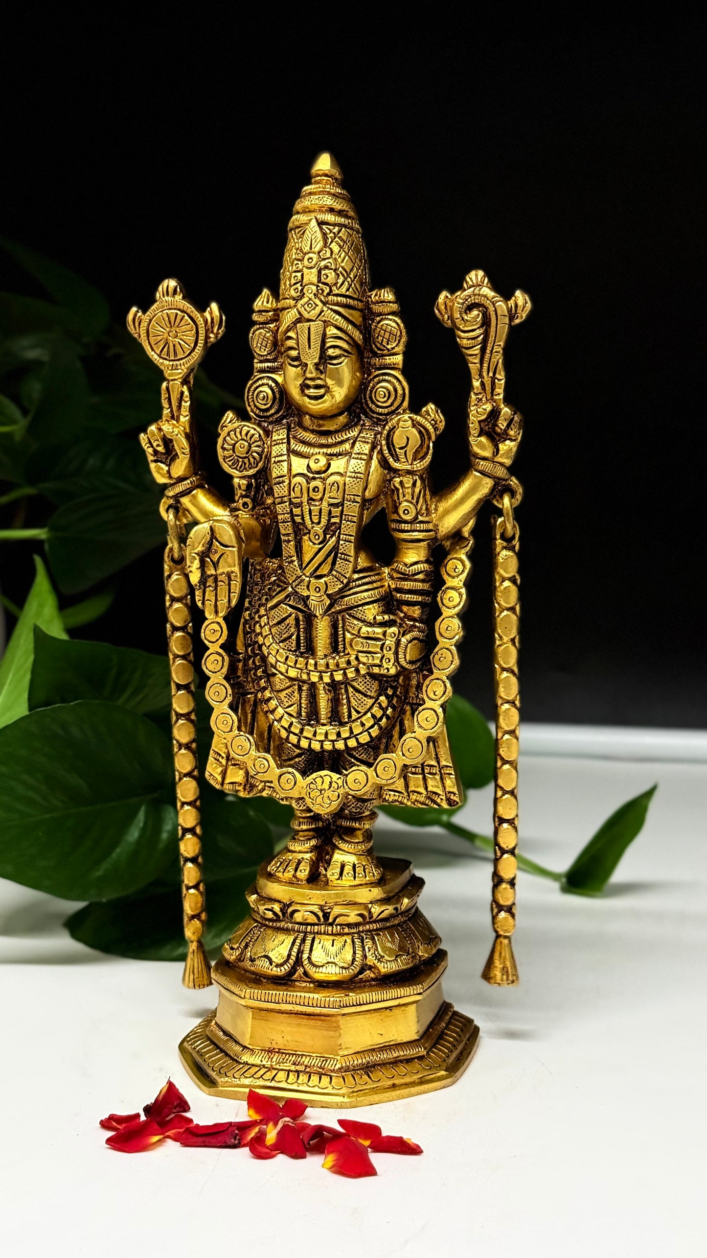 Majestic Lord Venkateswara Brass Idol – A Symbol of Tirupati's Grace